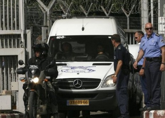 مصلحة السجون تلغي جلسات الحوار مع "المضربين"