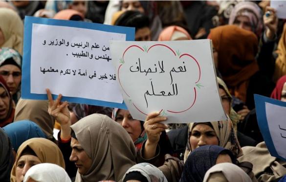 العمل: الدعوات إلى الإضراب في قطاع التعليم غير قانونية