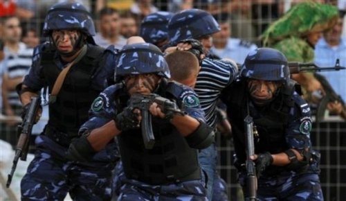 إلقاء القبض على أخطر مطلوبين بمدينة نابلس