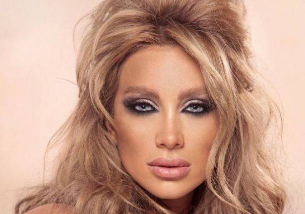 بالفيديو.. مايا دياب تكشف عن عدد السيارات التي تمتلكها!