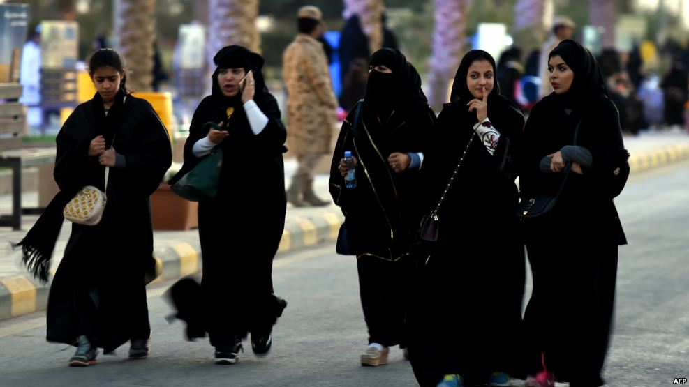 عريضة إلى الملك سلمان لإسقاط ولاية الرجل بالسعودية