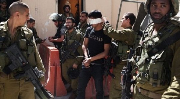 بالأسماء: اعتقال 15 مواطناً من انحاء الضفة الغربية