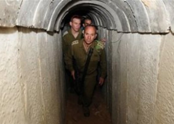قائد فرقة غزة يهرع لطمأنة المستوطنين المذعورين من الأنفاق