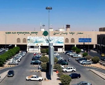 "هآرتس": السلطات الاردنية شددت معايير منح سكان غزة تاشيرات السفر عبر مطار عمان