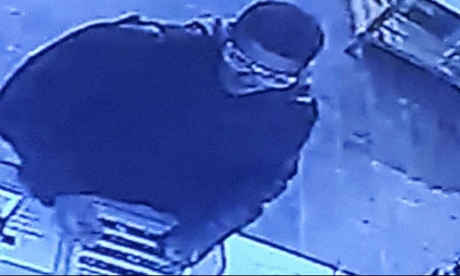 نظارة " ملحم" تثير اهتمام المحللين والخبراء .. فما سرها