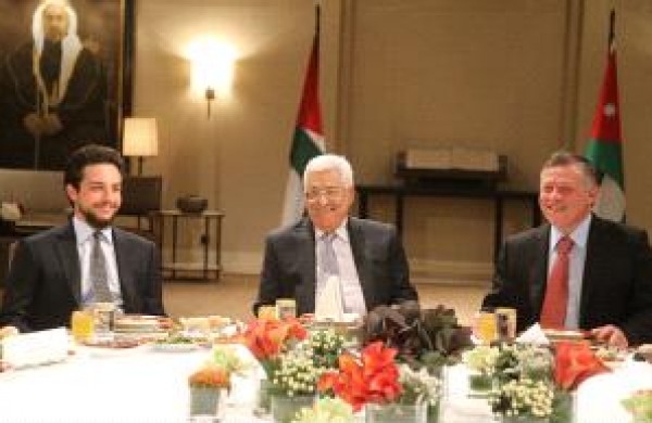 الرئيس عباس يلتقي العاهل الاردني على مأدبة افطار في قصر الحسينية بالعاصمة عمان