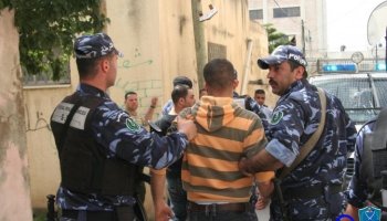 إلقاء القبض على شخص بحوزته مواد مخدرة في جنين