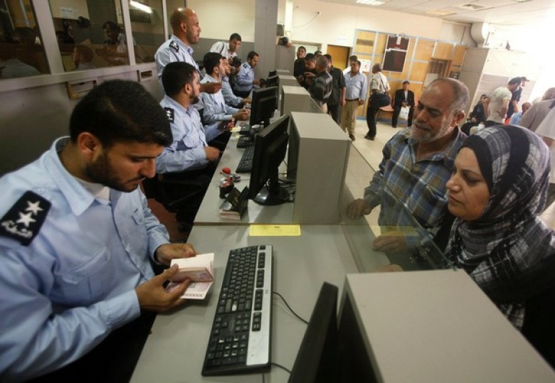 بالأسماء: هيئة المعابر تُعلن عن كشوفات المسافرين ليومي الأربعاء والخميس