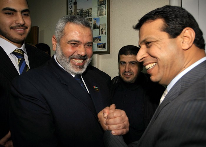 أحمد يوسف يكشف عن تفاصيل علاقة "حماس" بـ"دحلان" وشخصيته الجدلية