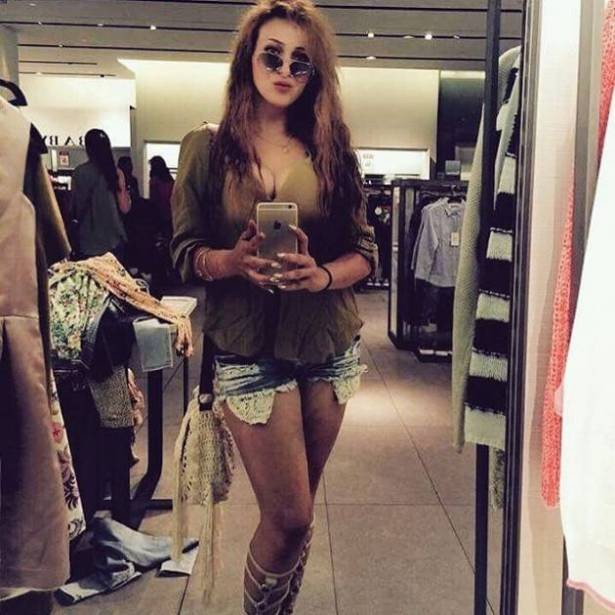 شاهدوا : فرح يوسف وصورة فاضحة و”تفيه عليكي"!