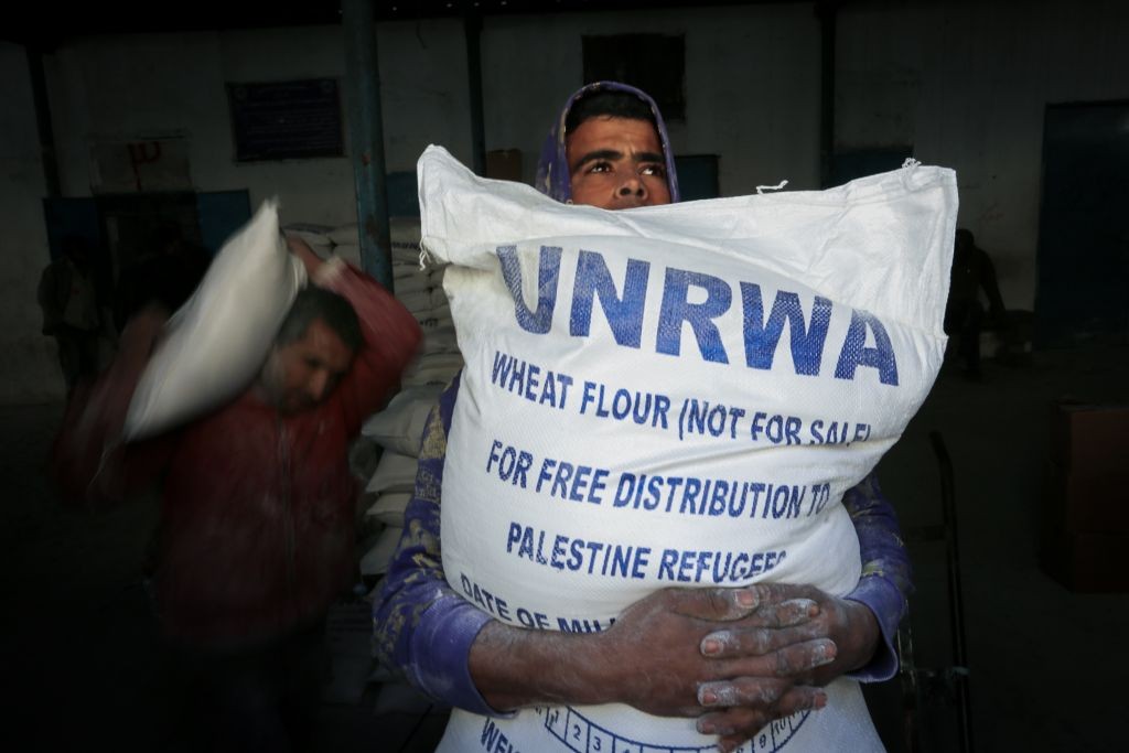 دون سوريا ولبنان