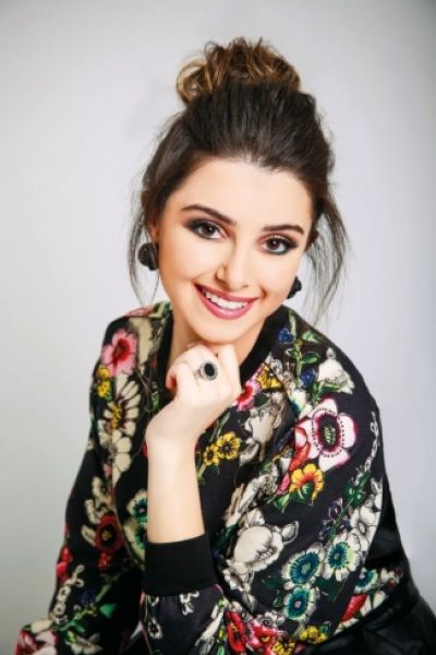 ابنة عاصى الحلانى: يُزعجنى أن يُعرّف عني ابنة عاصي الحلاني فقط