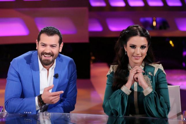 بالصور : "كدبة كل يوم" يجمع بين درة وعمرو يوسف