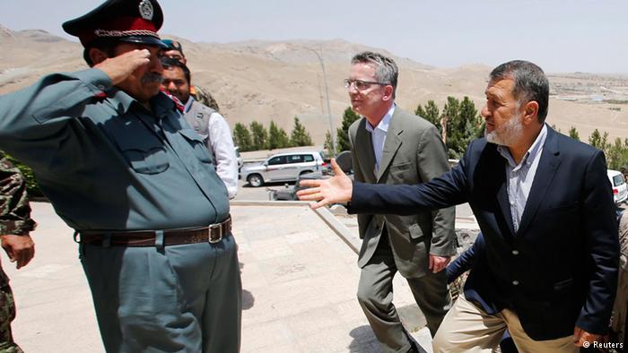 وزير الداخلية الألماني يكثف جهوده لعودة المهاجرين الأفغان