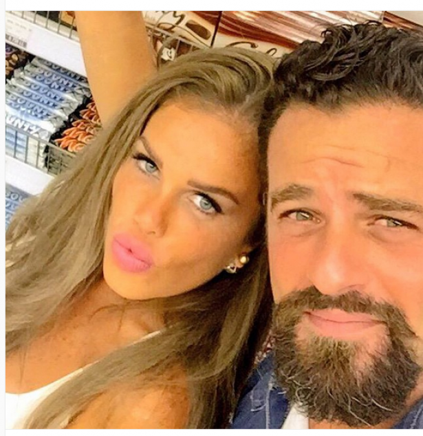 بالصور : كيف بدت نيكول سابا بدون مكياج و كعب عالي في إجازتها مع يوسف الخال