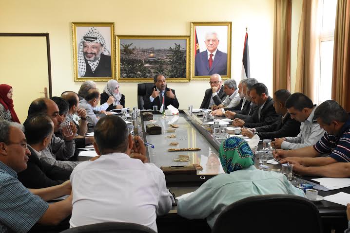 محافظ سلفيت يترأس اجتماع المجلس التنفيذي
