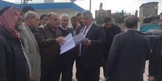 غنيم يضع حجر الأساس لمحطة التحلية في غزة