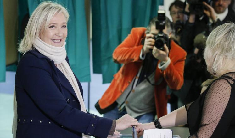 فرنسا: اليمين المتطرف يحقق صعوداً قياسياً بالانتخابات المحلية