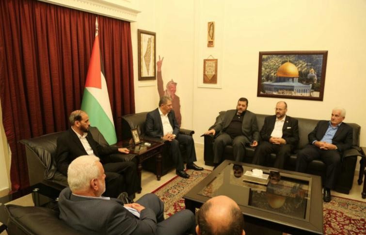 بدران للفصائل في بيروت: المصالحة قرار استراتيجي لدى حماس