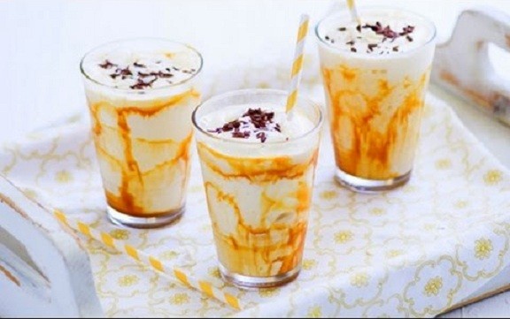 ميلك شيك موز وكراميل