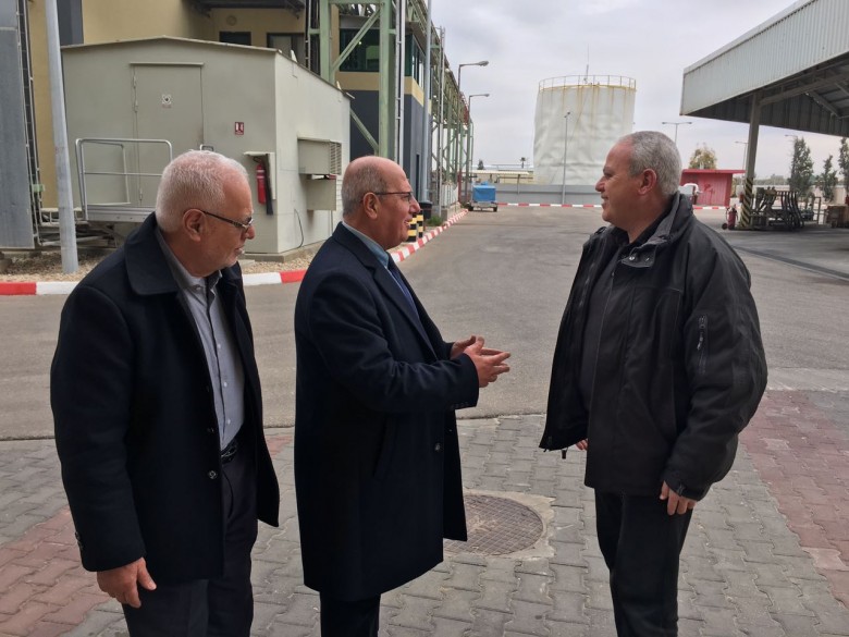 بالصور: الخضري يزور محطة توليد الكهرباء ويبحث عن حلول للأزمة