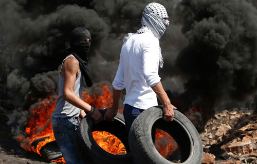 ثمة لهيب يعتمل خلف «الهدوء الوهمي»