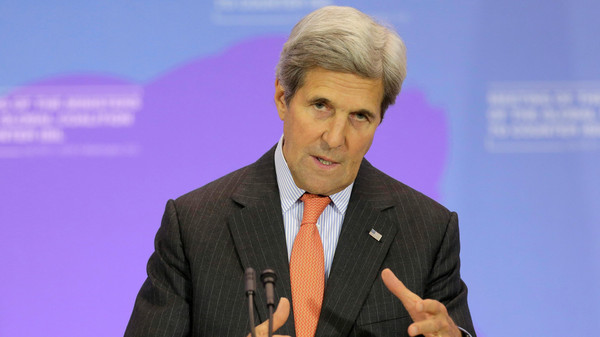 كيري: سياسات إيران في اليمن وسوريا تعقد الاتفاق النووي