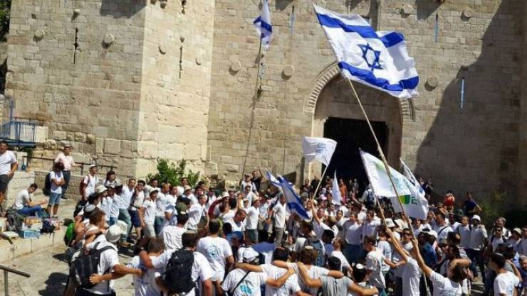 الاحتلال يرفع ميزانية مسيرة "الأعلام الاستفزازية" في القدس بنسبة ثلاثة أضعاف