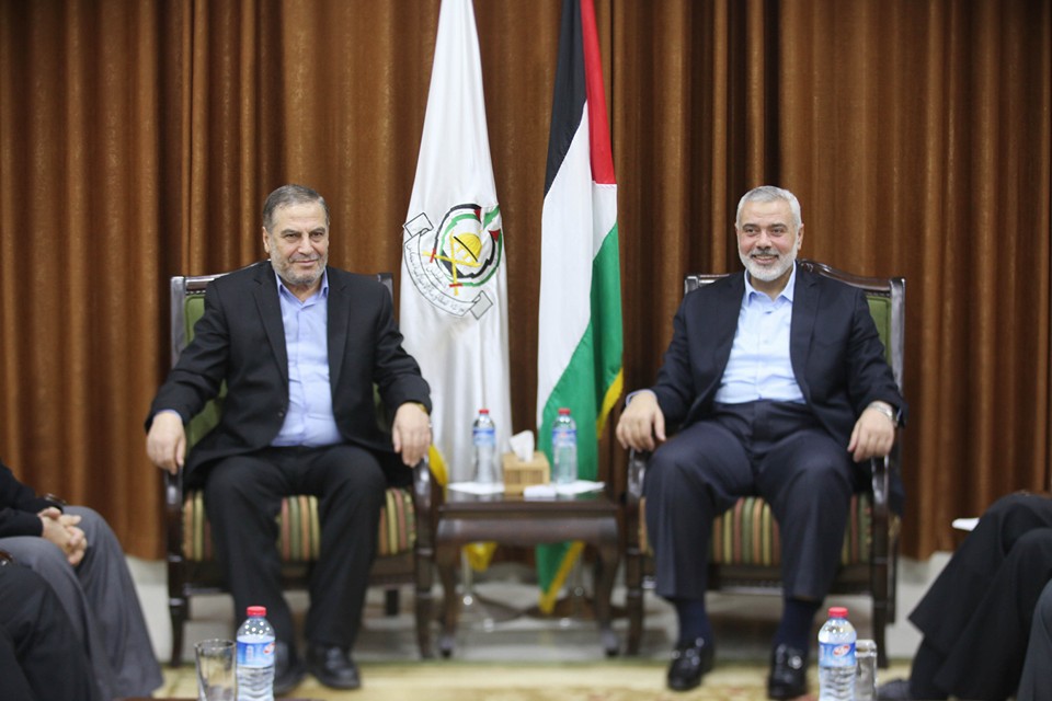 حماس والجهاد تجتمع لتخفيف الأعباء وتعزيز صمود الفلسطينيين