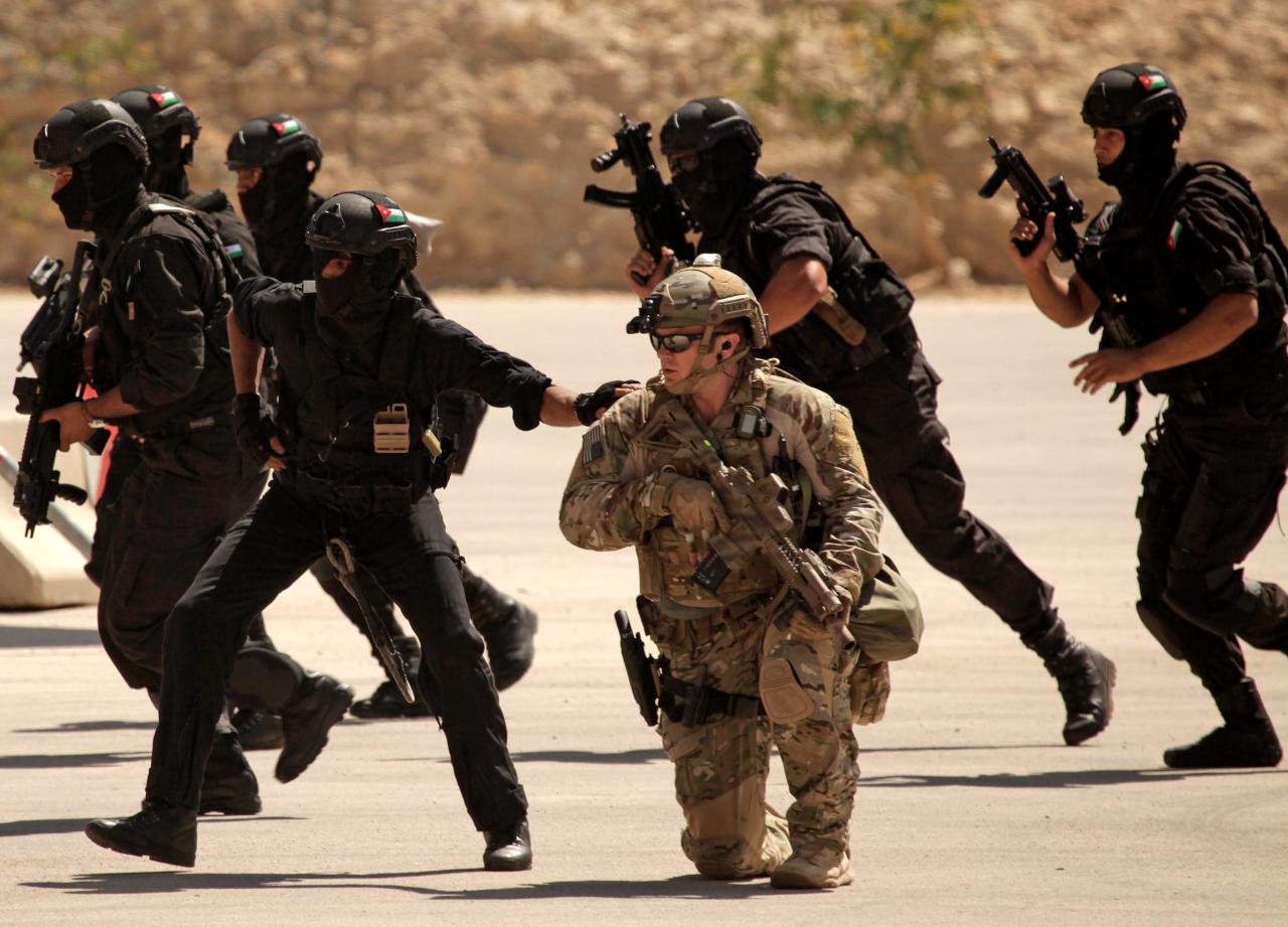 تمرينات مصرية أردنية في إطار التعاون العسكري بين البلدين