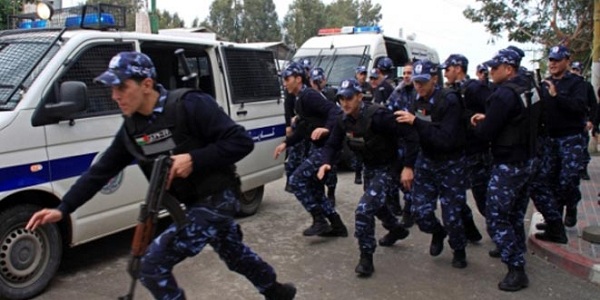 الشرطة تلقي القبض على 10 مطلوبين من عناتا بالقدس المحتلة