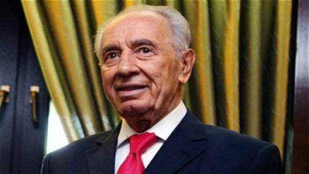 "أجهش بالبكاء ولم يهدأ لعدة دقائق".. زعيم إحدى الدول الخليجية زار "اسرائيل" ولم يتحمل نبأ وفاة بيريز!!