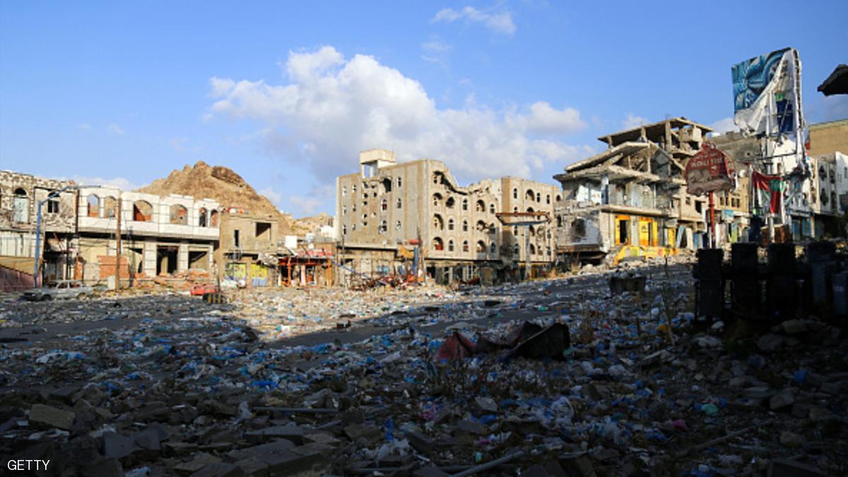 قوات التحالف تقصف مواقع للحوثيين في تعز والجوف