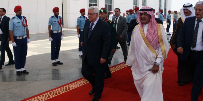 الرئيس يلتقي وزير الخارجية السعودي في اسطنبول ويطلعه على آخر المستجدات