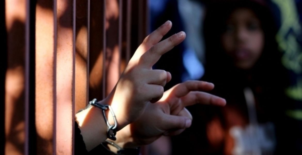 تمديد اعتقال الأسيرة "شيوخي" ليوم غد الإثنين