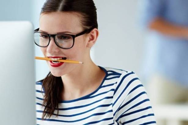 ضعي قلماً بين شفتيك... وما سيُصيب رأسك بعد ذلك سيُذهلك!