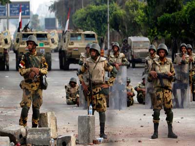 مصرع جندي مصري برصاص بندقية في الشيخ زويد