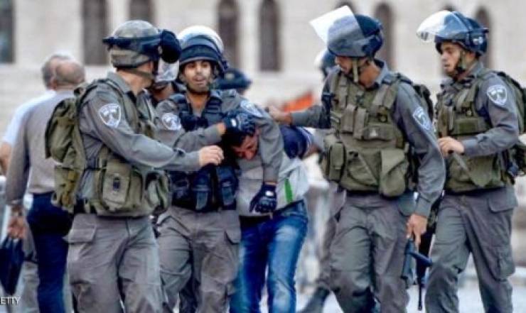 اعتقال فتى بدعوى تخطيطه لعملية طعن في تل أبيب