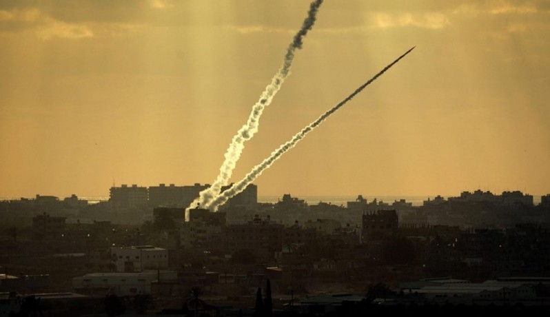 إصابة مستوطنة جراء سقوط قذائف صاروخية في "غلاف غزة"