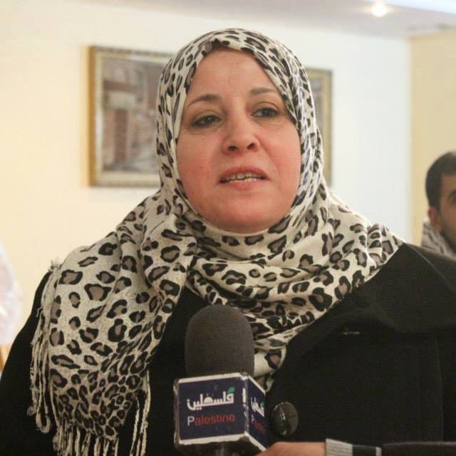 البحيصي تتهم "حماس" باستهداف المرأة في قطاع غزة