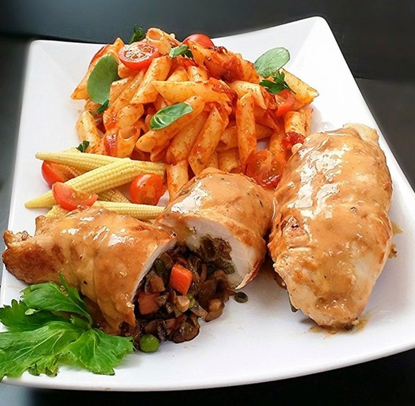 طريقة عمل " صدور الدجاج" المحشية بالخضار "بصوص الليمون"