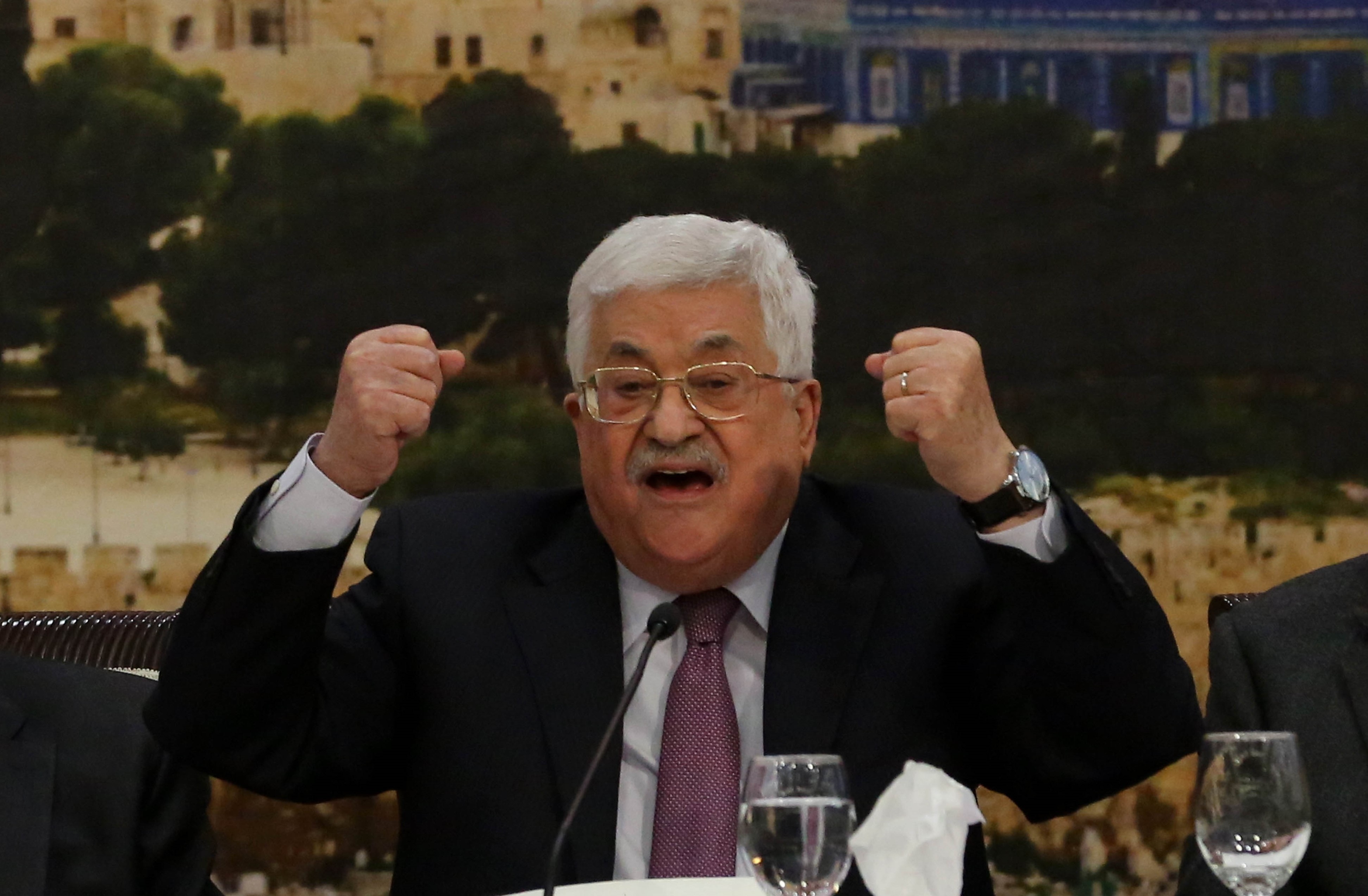وماذا طلبه منه؟!