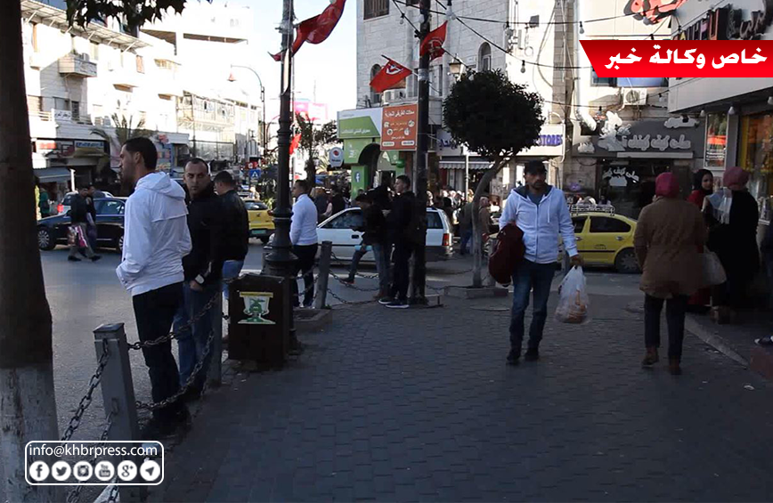 بالفيديو: وكالة خبر تستطلع آراء المواطنين برام الله في قرار تشكيل حكومة جديدة؟! 