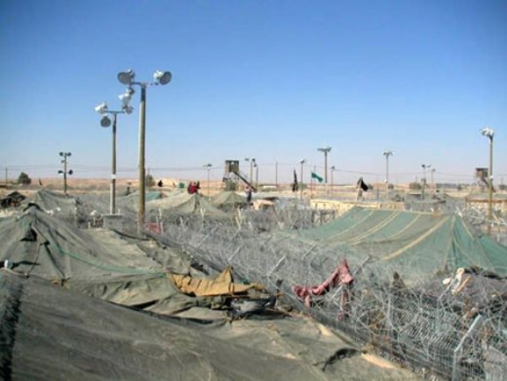 تفاقم معاناة الأسرى بسجن النقب الصحراوي