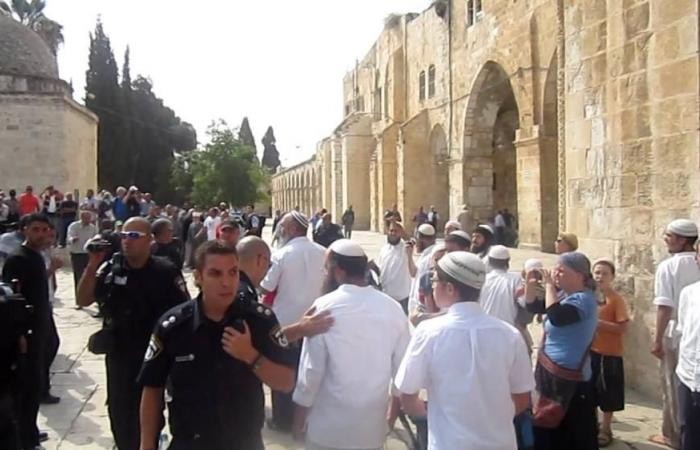 أكثر من 20 ألف مستوطن يقتحمون الحرم الإبراهيمي بالخليل