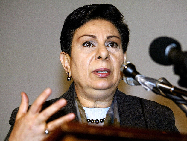 عشراوي تطلع دبلوماسيين غربيين على الانتهاكات الإسرائيلية بحق شعبنا