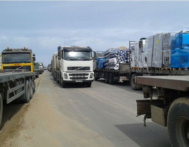 الاحتلال يسمح بمرور 620 شاحنة بضائع لغزة