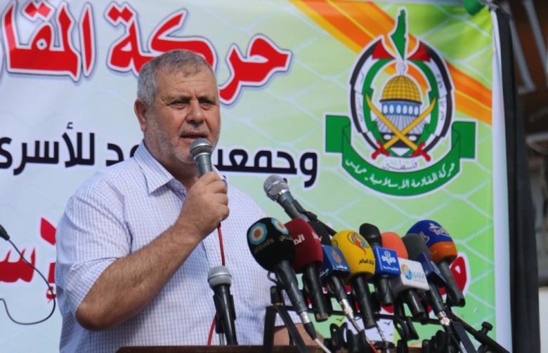 البطش: الشعب الفلسطيني على موعد مع صفقات جديدة لتبادل الأسرى