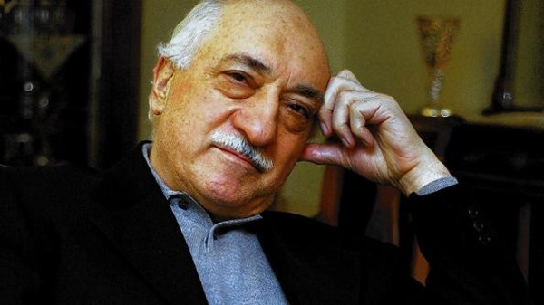 غولن يتهم القضاء التركي بـ "التبعية" والتفرد بالسلطة