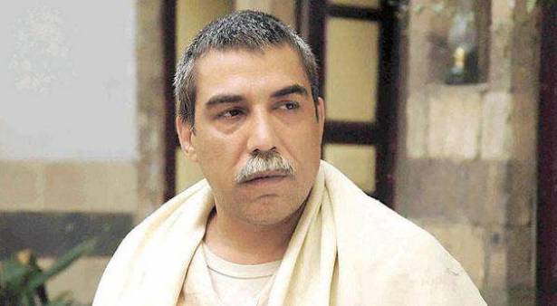 بالصور: ما حقيقة “الوثائق المسرّبة” بخصوص الفنّان السوري أيمن رضا!؟